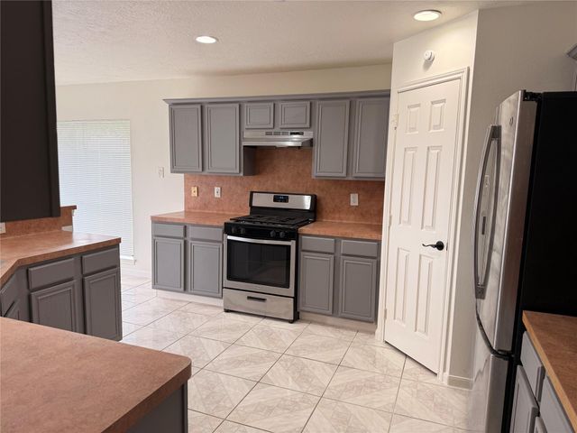 12603 Orchard Summit Drive, Sugar Land, TX 77498
