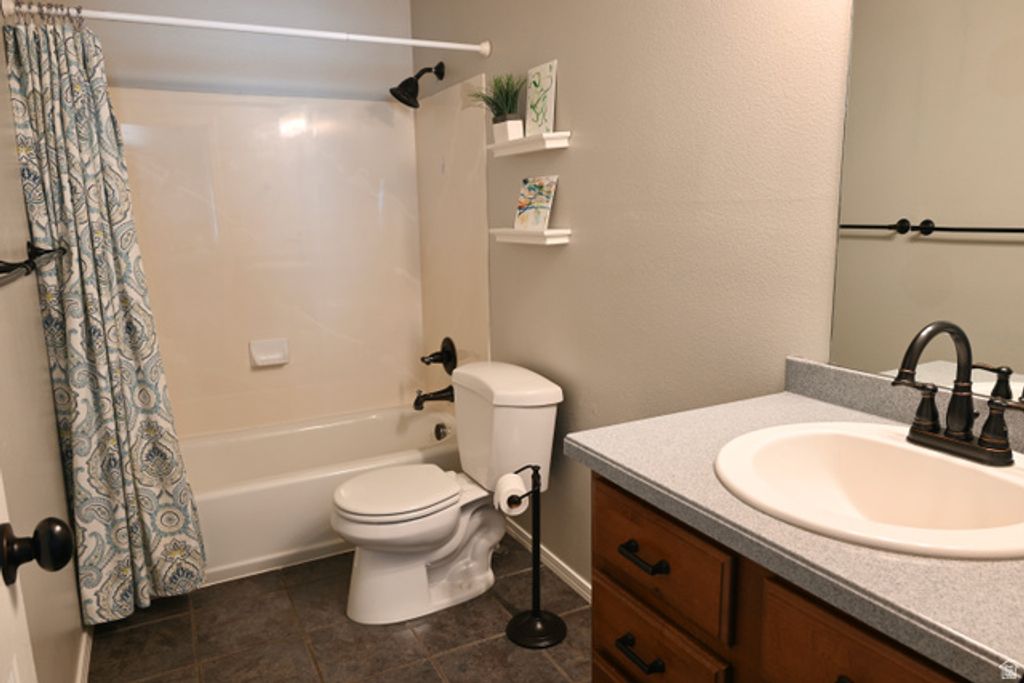 Image 21 of property listing at 3569 W 2660 S, Syracuse, UT 84075