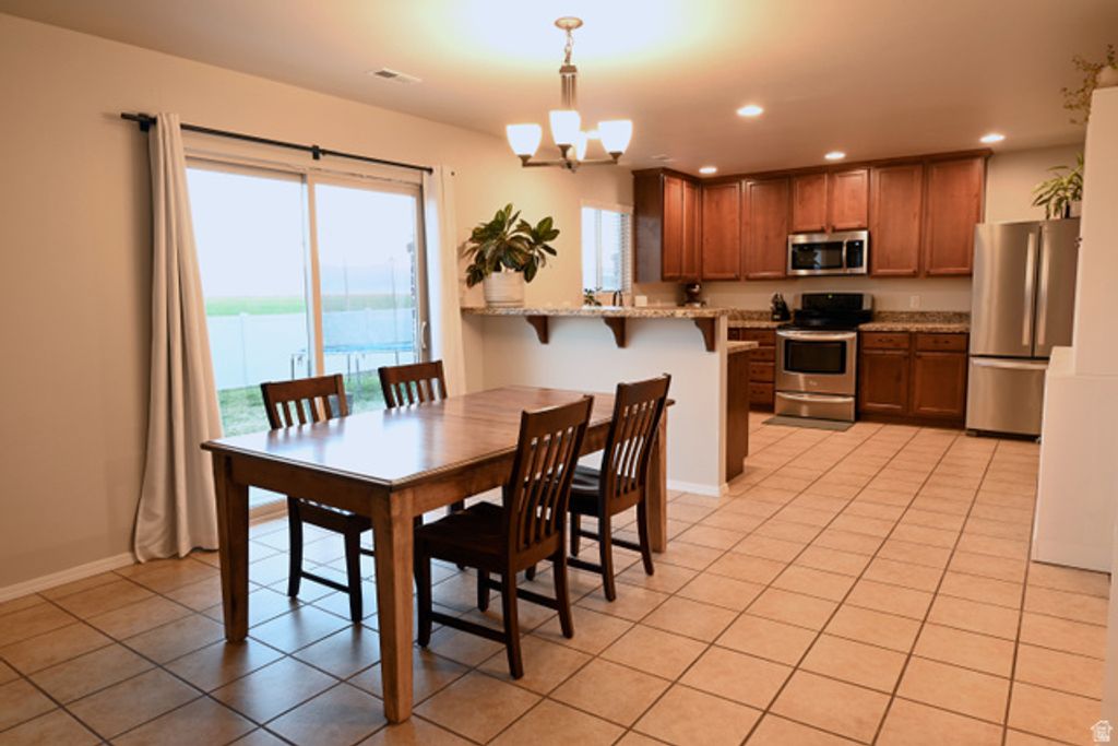 Image 8 of property listing at 3569 W 2660 S, Syracuse, UT 84075