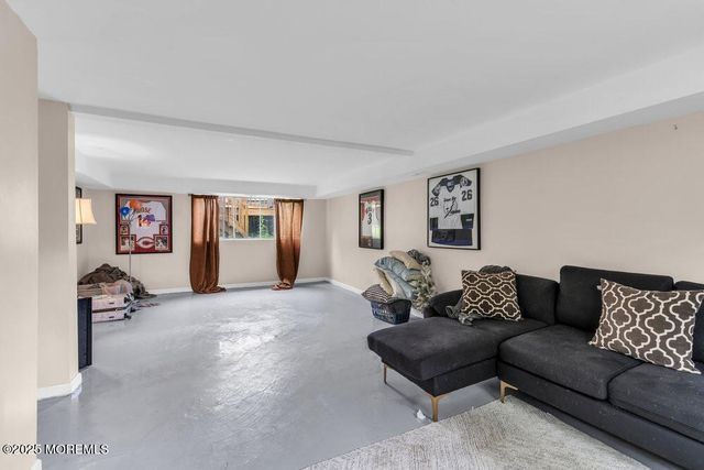 624 Fort Plains Road, Howell, NJ 07731