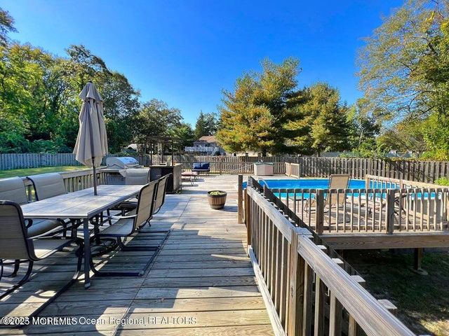 624 Fort Plains Road, Howell, NJ 07731