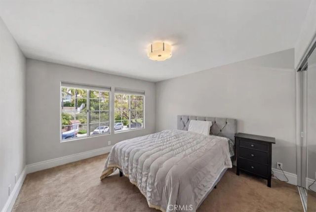 1011 Calle Azul, Glendale, CA 91208