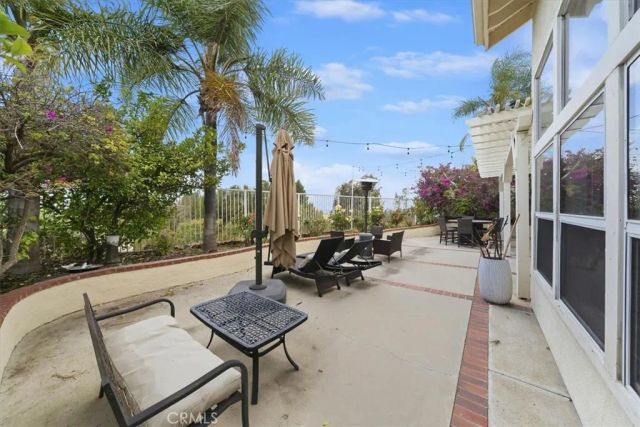 1011 Calle Azul, Glendale, CA 91208