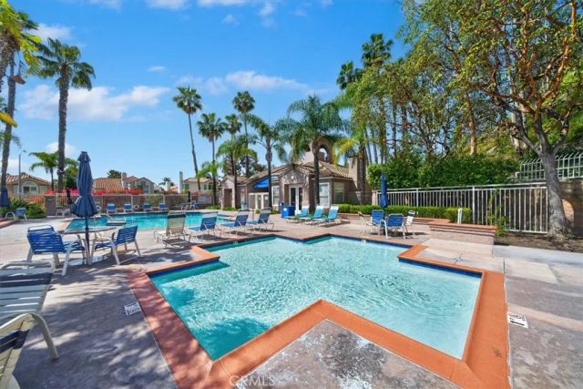 1011 Calle Azul, Glendale, CA 91208