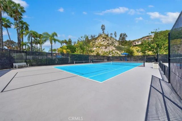 1011 Calle Azul, Glendale, CA 91208