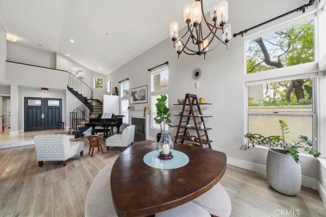1011 Calle Azul, Glendale, CA 91208