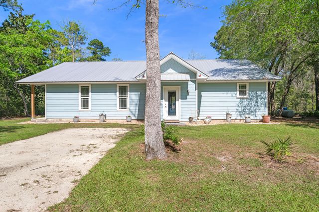 528 Bay Grove Road, Freeport, FL 32439