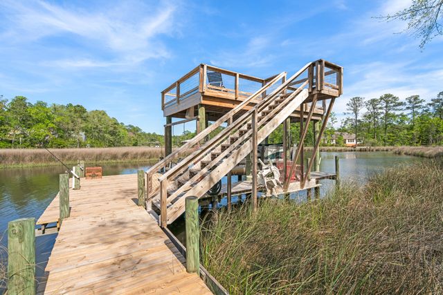 528 Bay Grove Road, Freeport, FL 32439