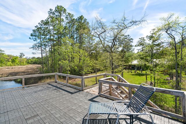 528 Bay Grove Road, Freeport, FL 32439