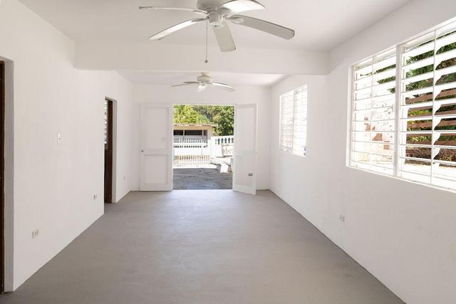 500 BRAVOS DE BOSTON, Vieques, PR 00765