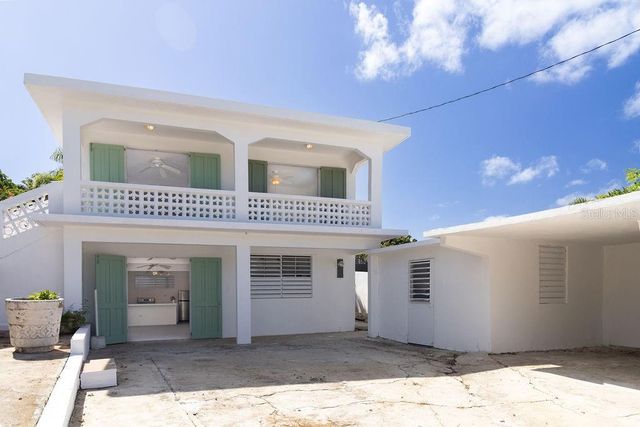 500 BRAVOS DE BOSTON, Vieques, PR 00765