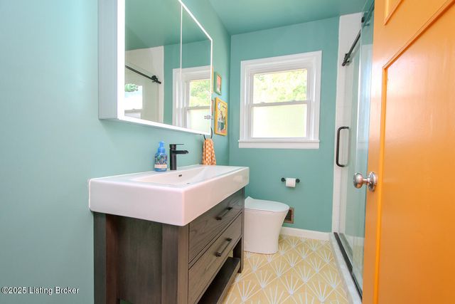 4106 Wallingford Ln, Louisville, KY 40218