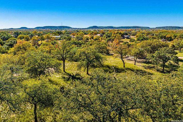 183 Teton Lane, Fredericksburg, TX 78624