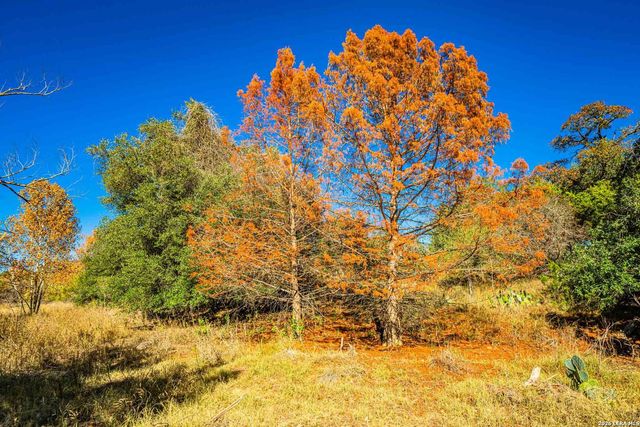 183 Teton Lane, Fredericksburg, TX 78624