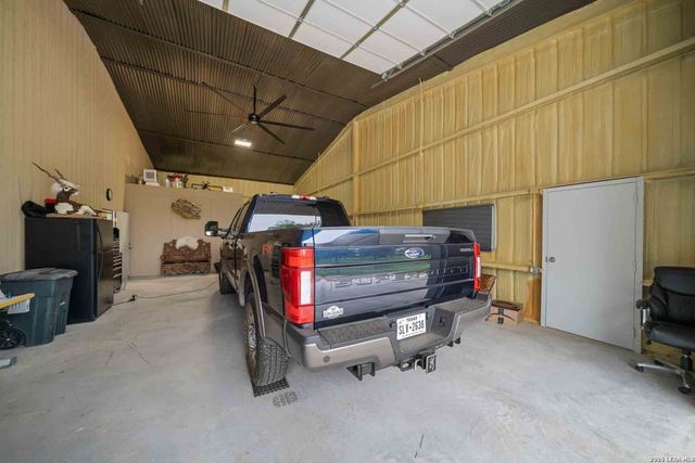 183 Teton Lane, Fredericksburg, TX 78624