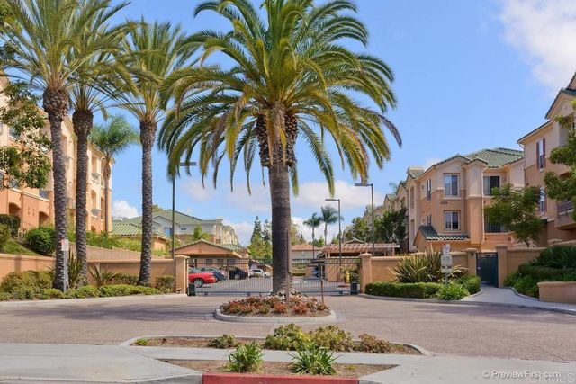 12362 Carmel Country Road 201, San Diego, CA 92130