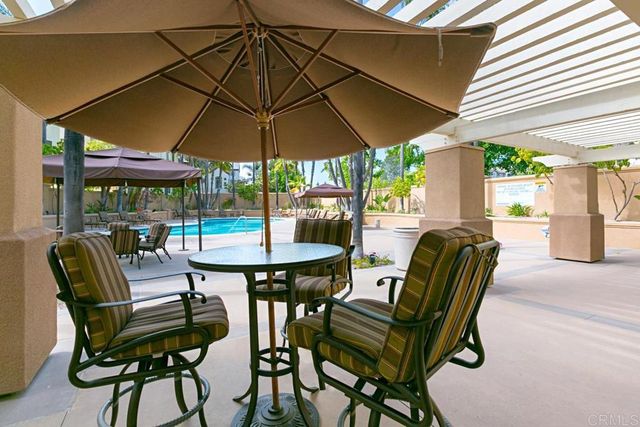 12362 Carmel Country Road 201, San Diego, CA 92130