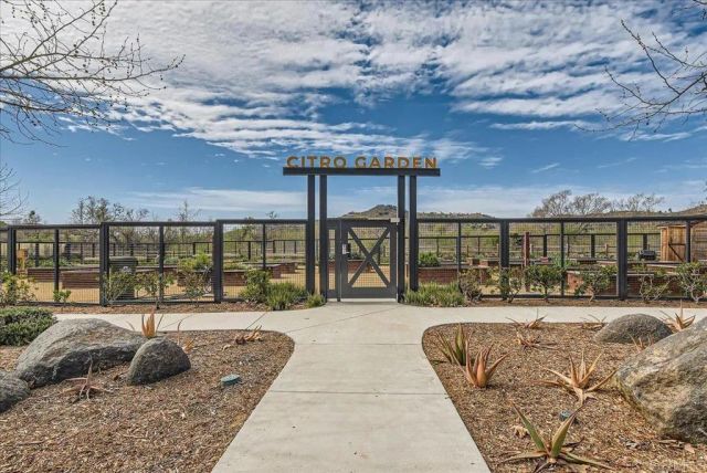 35107 Rangpur Lane, Fallbrook, CA 92028