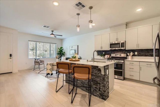 35107 Rangpur Lane, Fallbrook, CA 92028