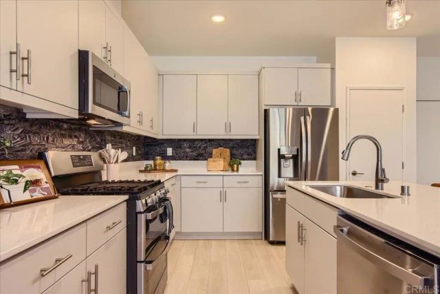 35107 Rangpur Lane, Fallbrook, CA 92028