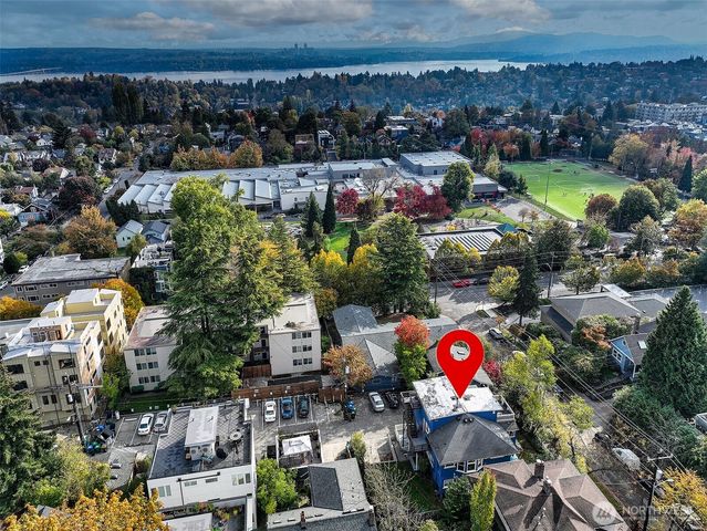 1808 E Harrison Street, Seattle, WA 98112