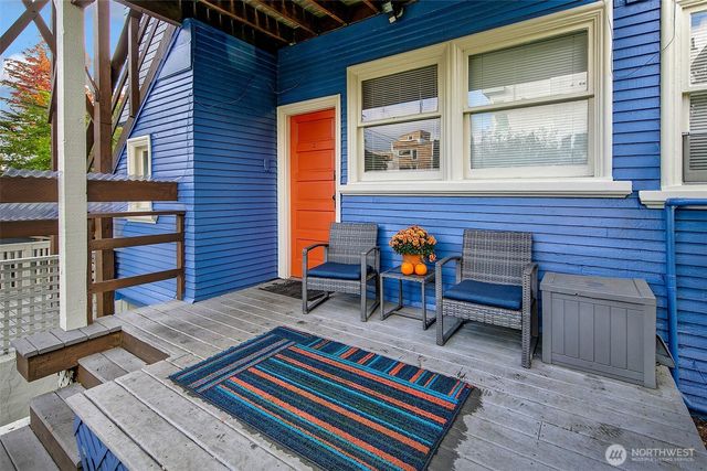 1808 E Harrison Street, Seattle, WA 98112