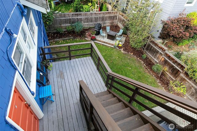 1808 E Harrison Street, Seattle, WA 98112