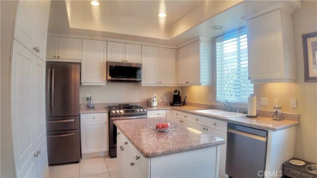 26033 Oak Street, Lomita, CA 90717