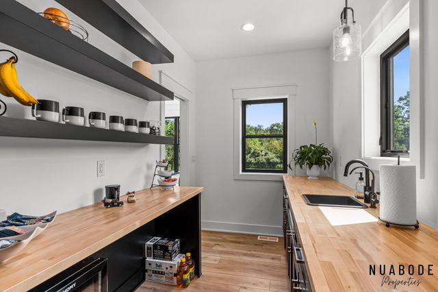 10150 26th Avenue NW, Grand Rapids, MI 49534