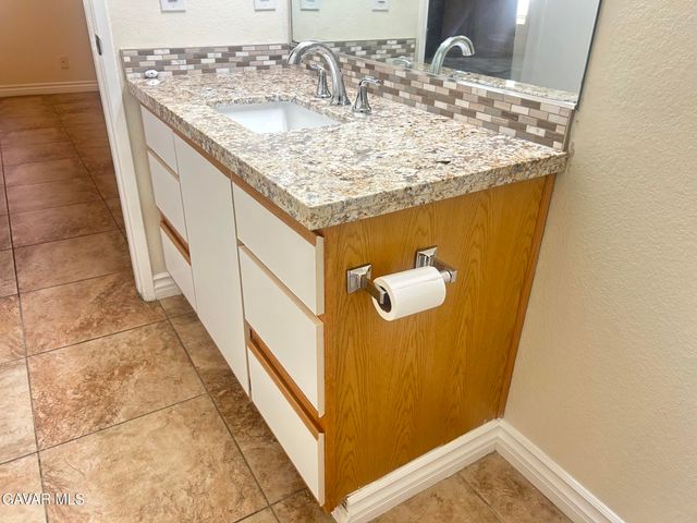37835 E 58th Street, Palmdale, CA 93552