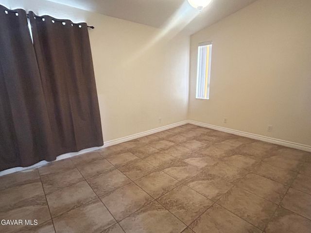 37835 E 58th Street, Palmdale, CA 93552