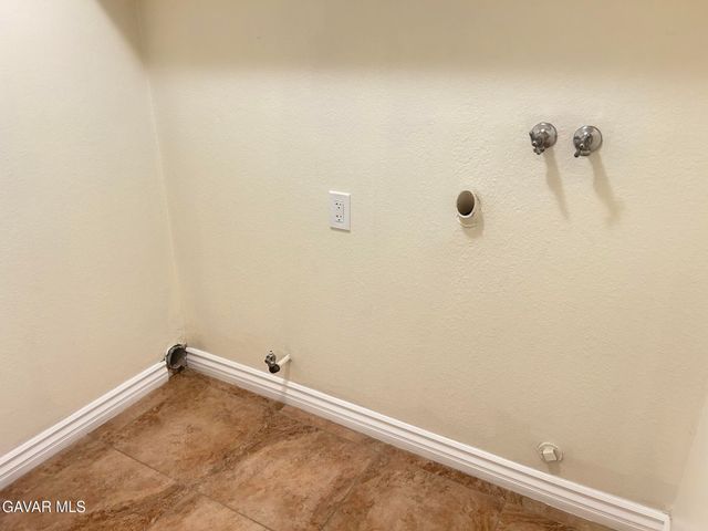 37835 E 58th Street, Palmdale, CA 93552