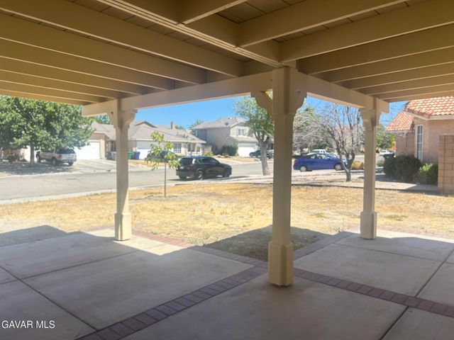 37835 E 58th Street, Palmdale, CA 93552