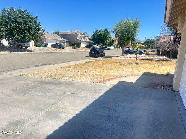37835 E 58th Street, Palmdale, CA 93552