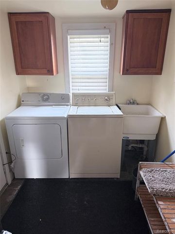 404 Josephine Avenue, Royal Oak, MI 48067