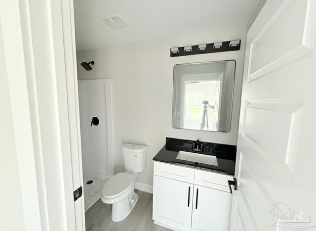 3223 Damon Dr, Milton, FL 32583