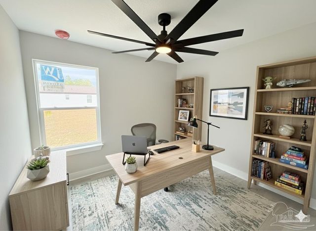 3223 Damon Dr, Milton, FL 32583