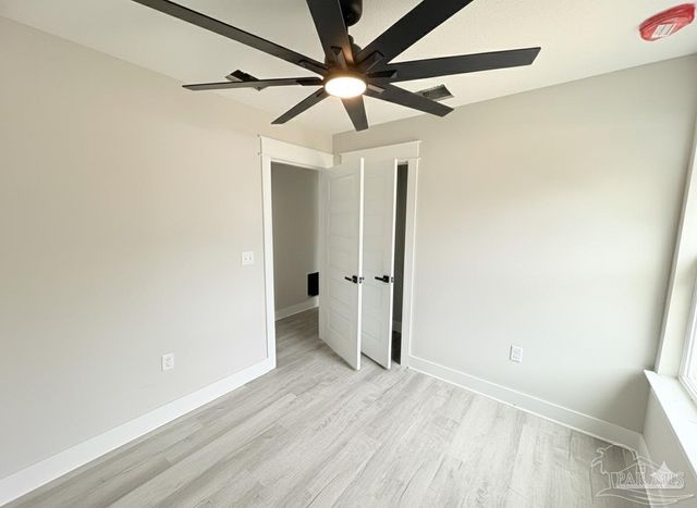 3223 Damon Dr, Milton, FL 32583