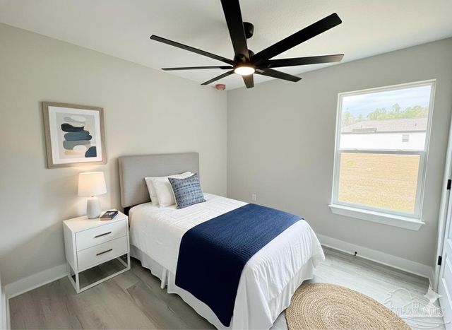 3223 Damon Dr, Milton, FL 32583