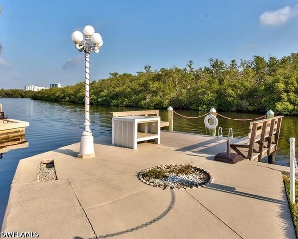 777 Walkerbilt RD 9, Naples, FL 34110