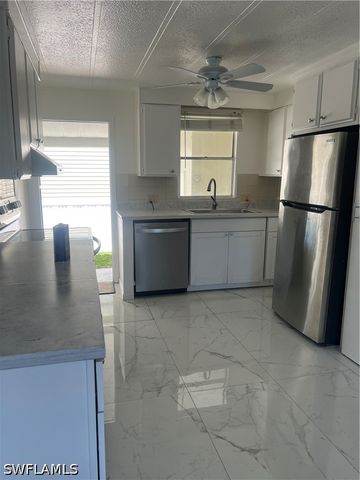 777 Walkerbilt RD 9, Naples, FL 34110