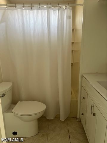 777 Walkerbilt RD 9, Naples, FL 34110