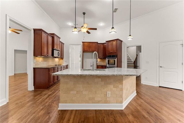 3498 Hickory Lake Drive, Gainesville, GA 30506