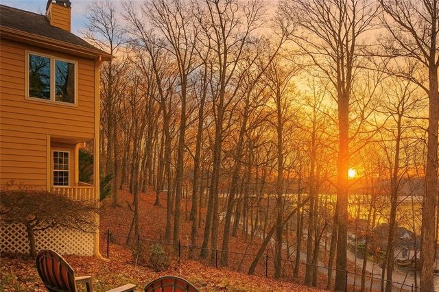 3498 Hickory Lake Drive, Gainesville, GA 30506