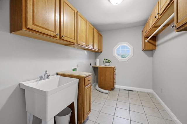 3032 Woodfield Circle, Richmond, KY 40475