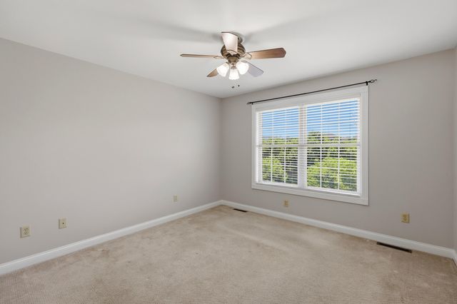 3032 Woodfield Circle, Richmond, KY 40475