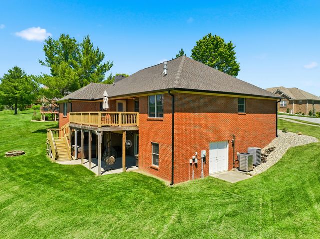 3032 Woodfield Circle, Richmond, KY 40475