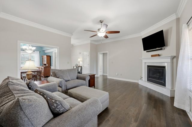 3032 Woodfield Circle, Richmond, KY 40475