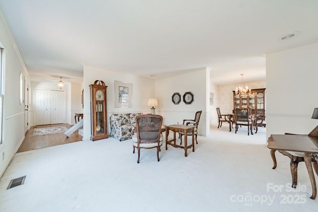 2260 Wynbourne Drive, Gastonia, NC 28056