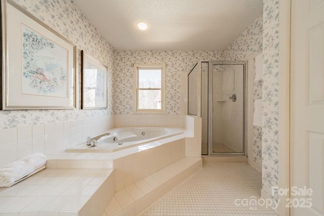 2260 Wynbourne Drive, Gastonia, NC 28056